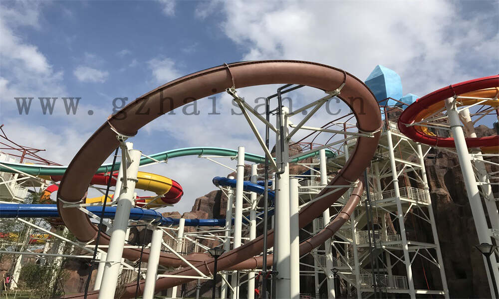 选择水上乐园设备需要注意什么？