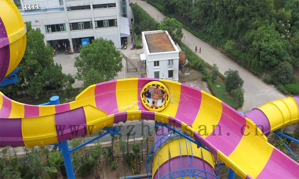 巧用水上乐园设备搭配，打造受欢迎的园子